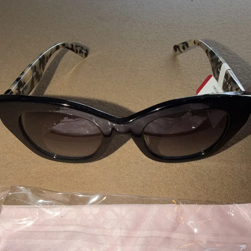 Kate Spade Jalena Sunglasses Pattern Black& Tortoise /Dark Grey Gradient Lens 49